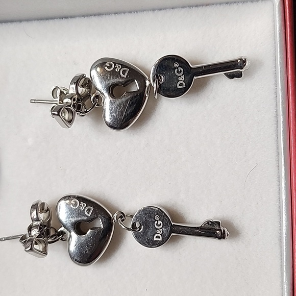 Dolce and Gabbana Earrings 💯 Authentic - Picture 4 of 5